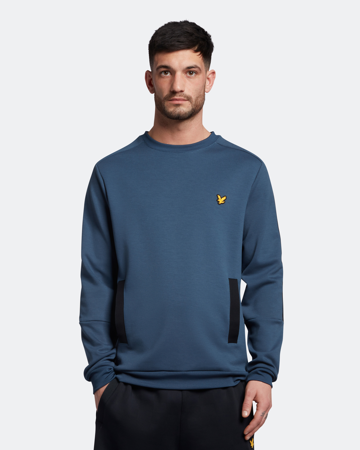 Lyle and Scott Pocket Branded Sweat Crew 2023